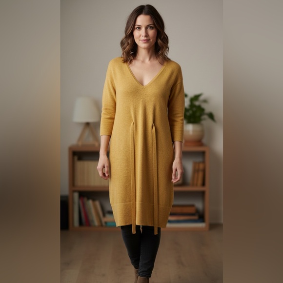 Nordstrom 100% Cashmere Sweater $249 Size Not Mentioned Medium to Large NWOT